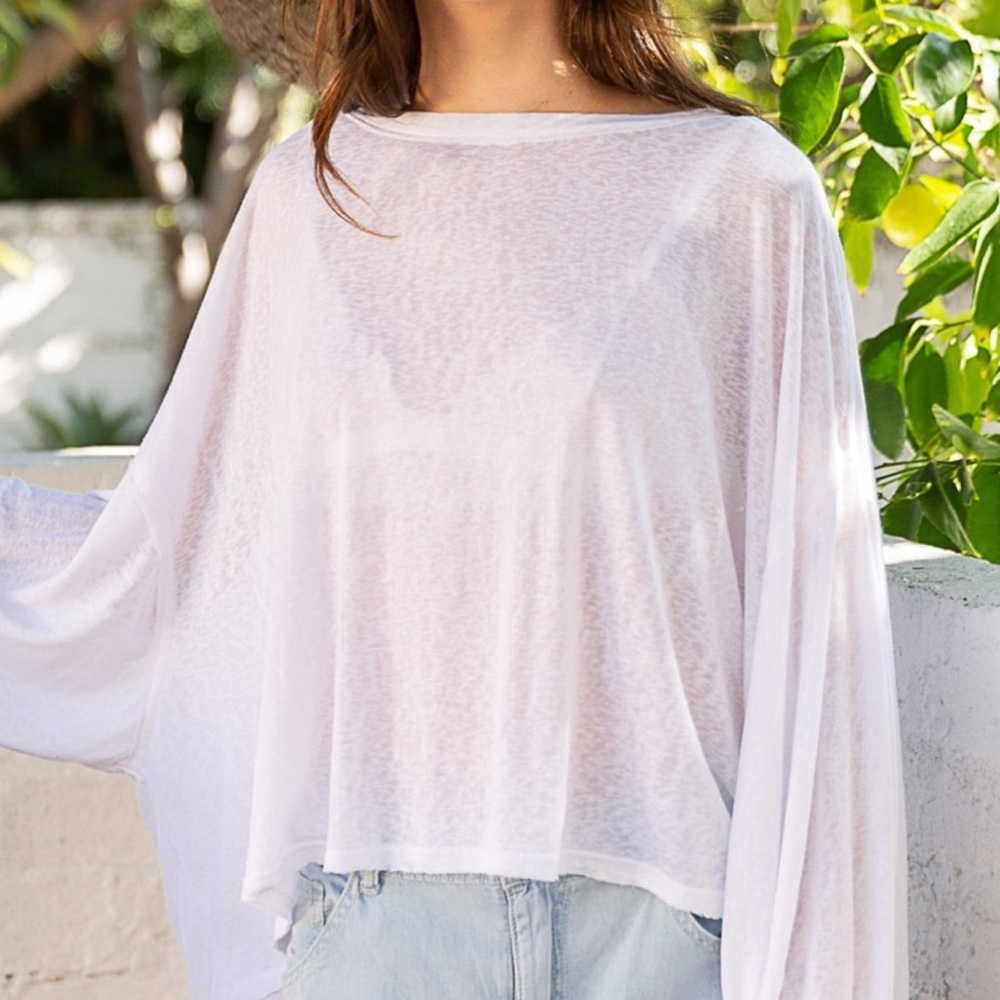 NWT POL KYONOS TOP Elegant White Women's Top
